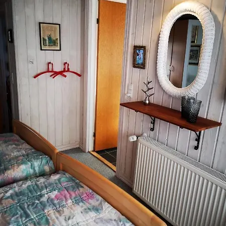 Gaeste Anneks Hos Hanne