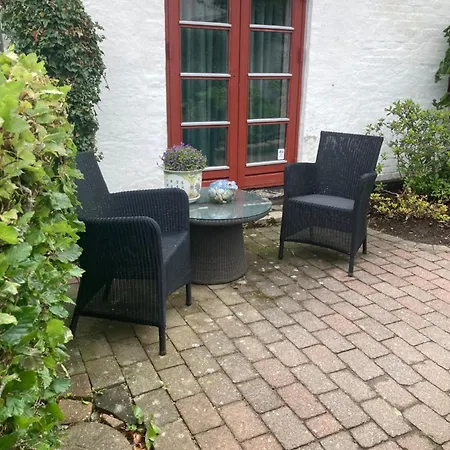 Gæste Anneks Hos Hanne Villa
